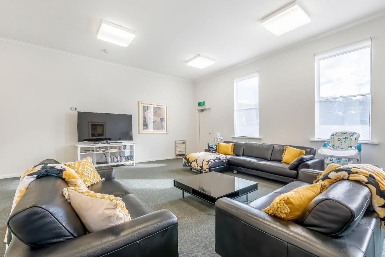 4 Bedroom House - Hobart Cbd - Free Parking - Free Wifi Экстерьер фото